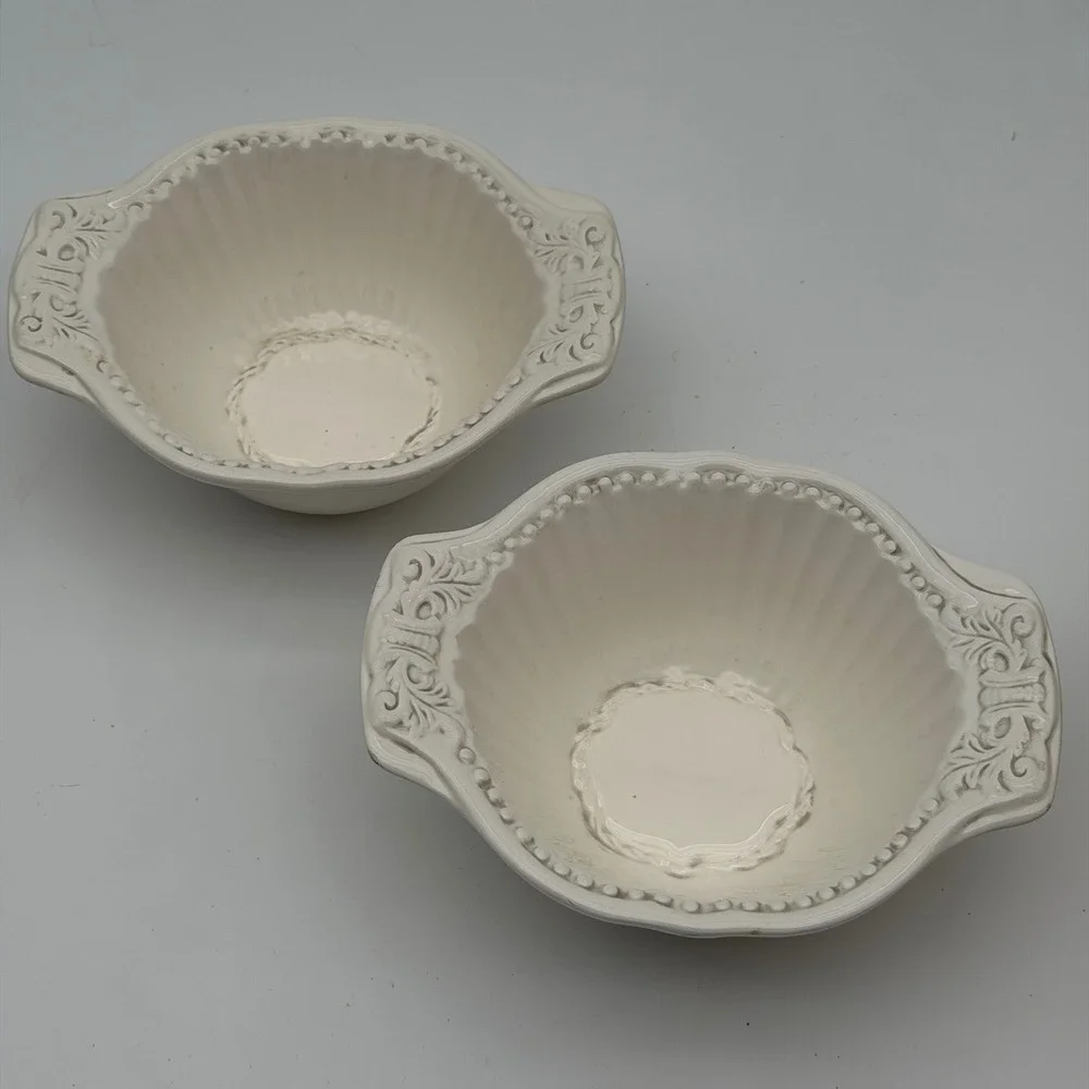 American Atelier Baroque 5286 Ironstone Handled Bowls Set of 2 Cream‎ White
